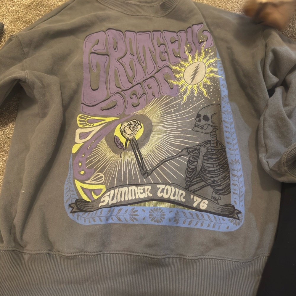 American Eagle Outfitters Gray Sweatshirt with Skeleton Graphic